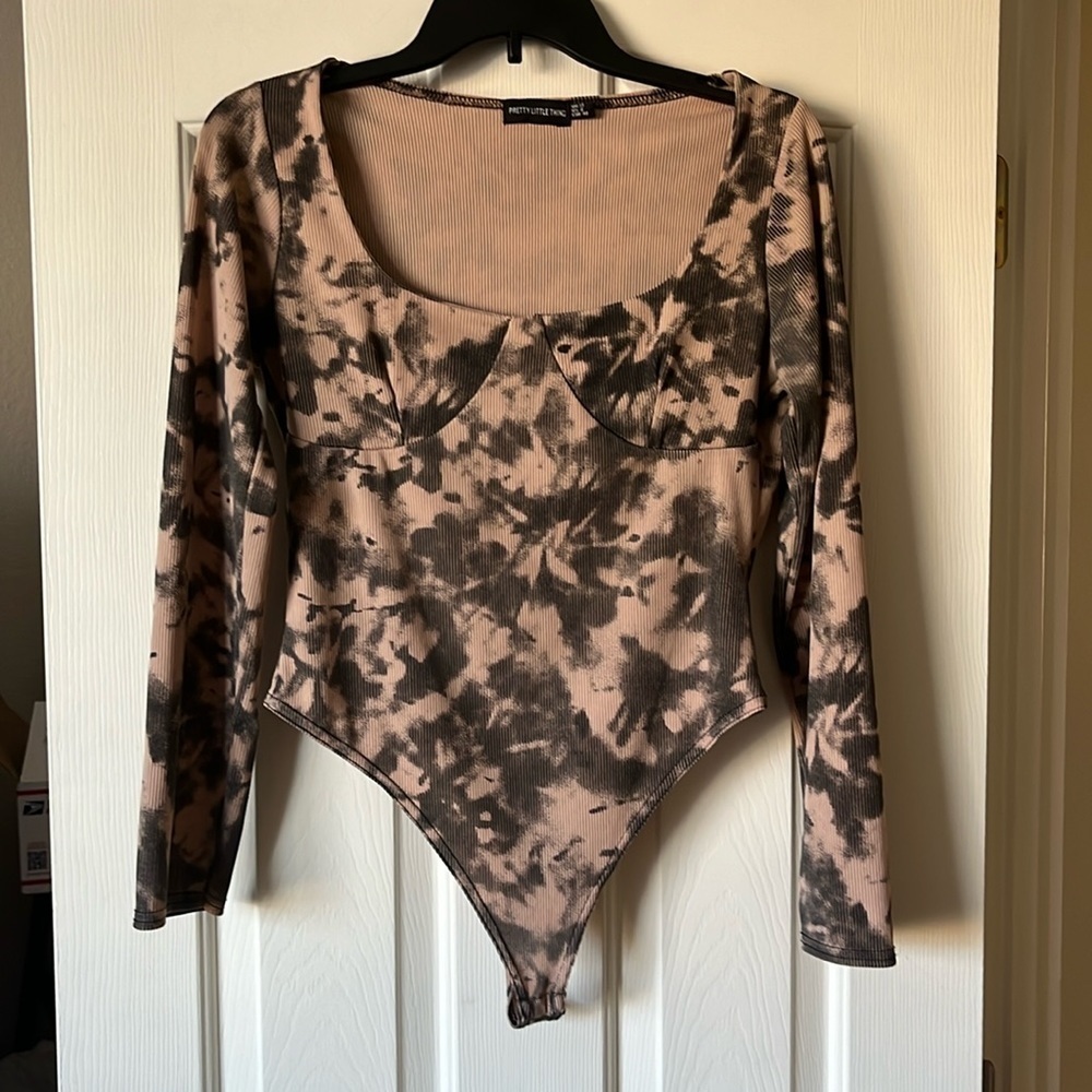 PrettyLittleThing black and tan bodysuit size 8